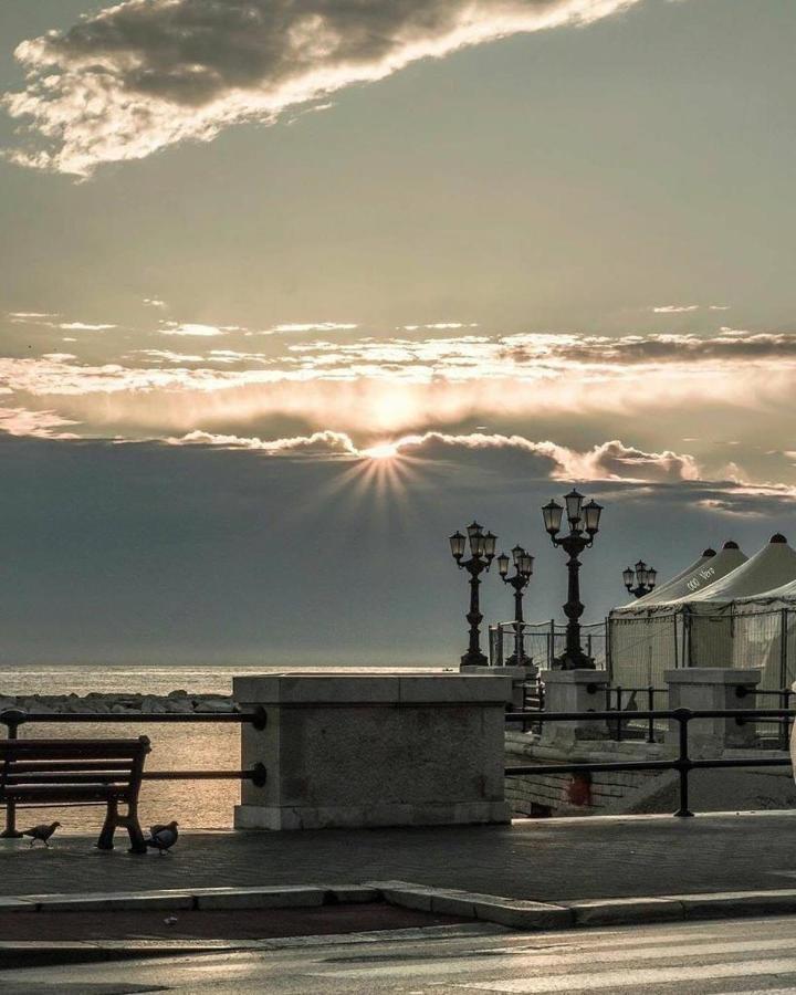 Casa Vacanze Santa Maria Villa Bari Bagian luar foto